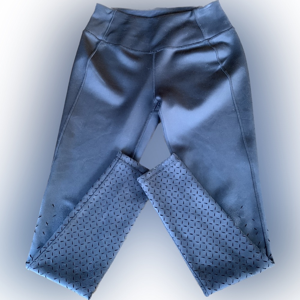 CALIA Black Leggings by Carrie Underwood Limited Edition  Medium full length